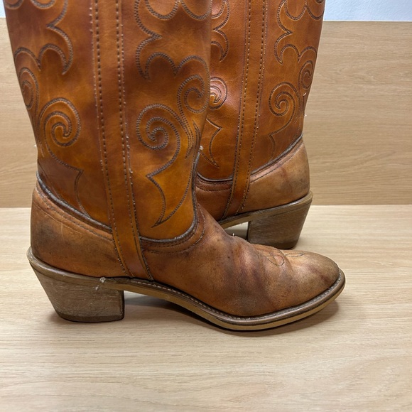 Dingo Cowgirl Boots Womans Size 6.5 M Made In USA Tall Brown Western Style 7607 - Picture 6 of 10